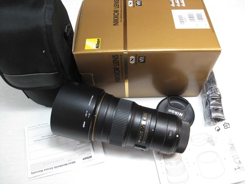 Nikon 300mm F4 VR +AF-S TC-14E III estado igual a nova na caixa