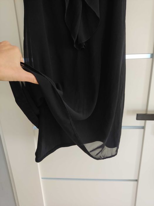 Sukienka czarna elegancka lekka zwiewna S/36