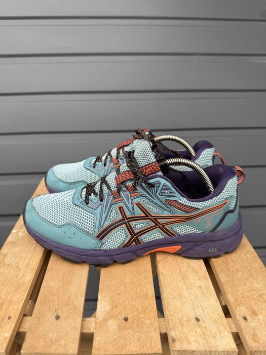 Кросівки asics  41