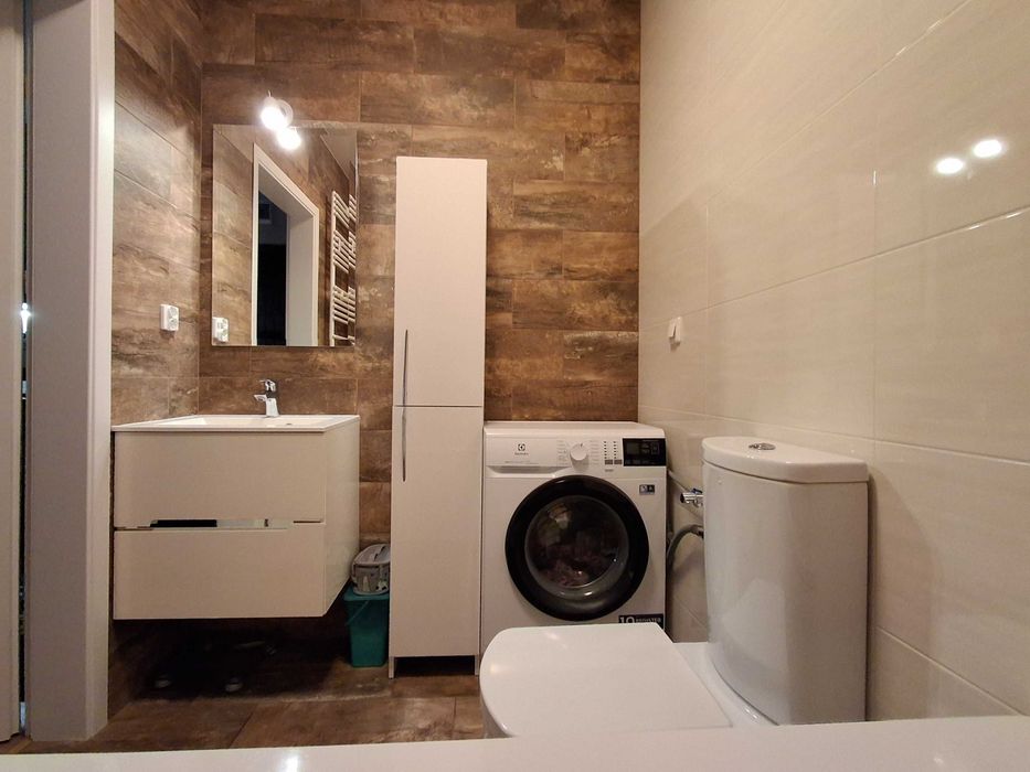 Atrakcyjne 2- pokojowe os. Redykajny klimatyzacja i widok na las!!!