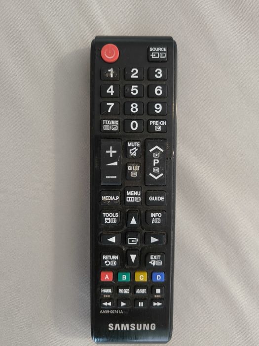 TV Samsung 40" com comando