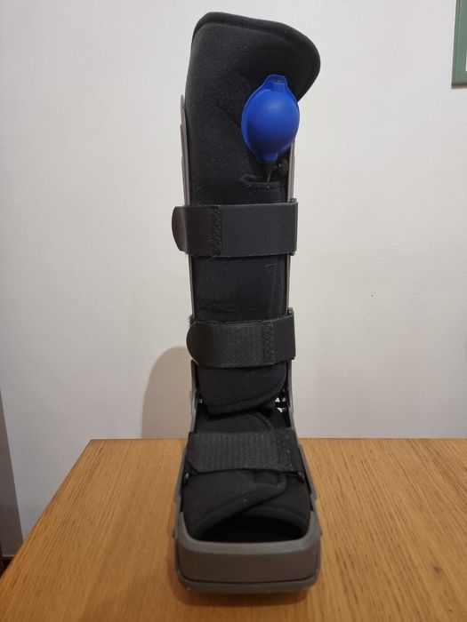 Bota Walker Longa EMO tamanho L (42-45)