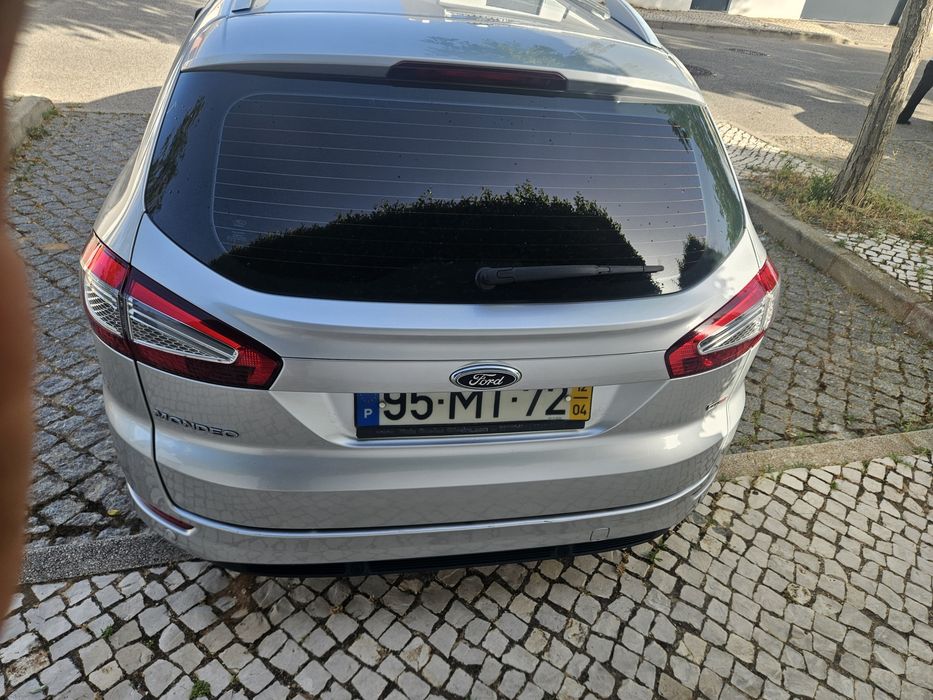 Ford Mondeo titanium 2.0 Tdci