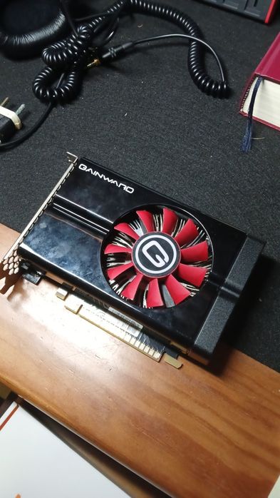 Placa gráfica GTX 950