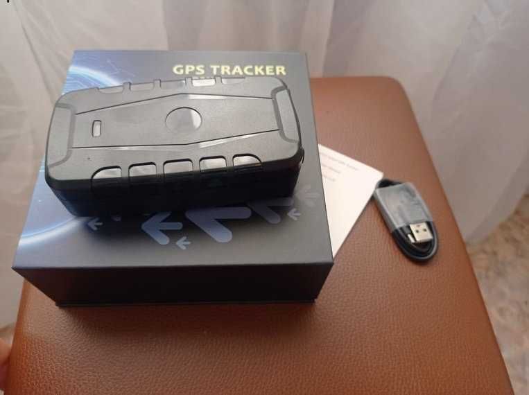 надійний gps трекер підходить для будь-якого транспорту