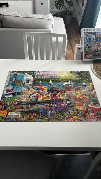 Sprzedam puzzle trefl 1000 elementów, różne kształty w srodku