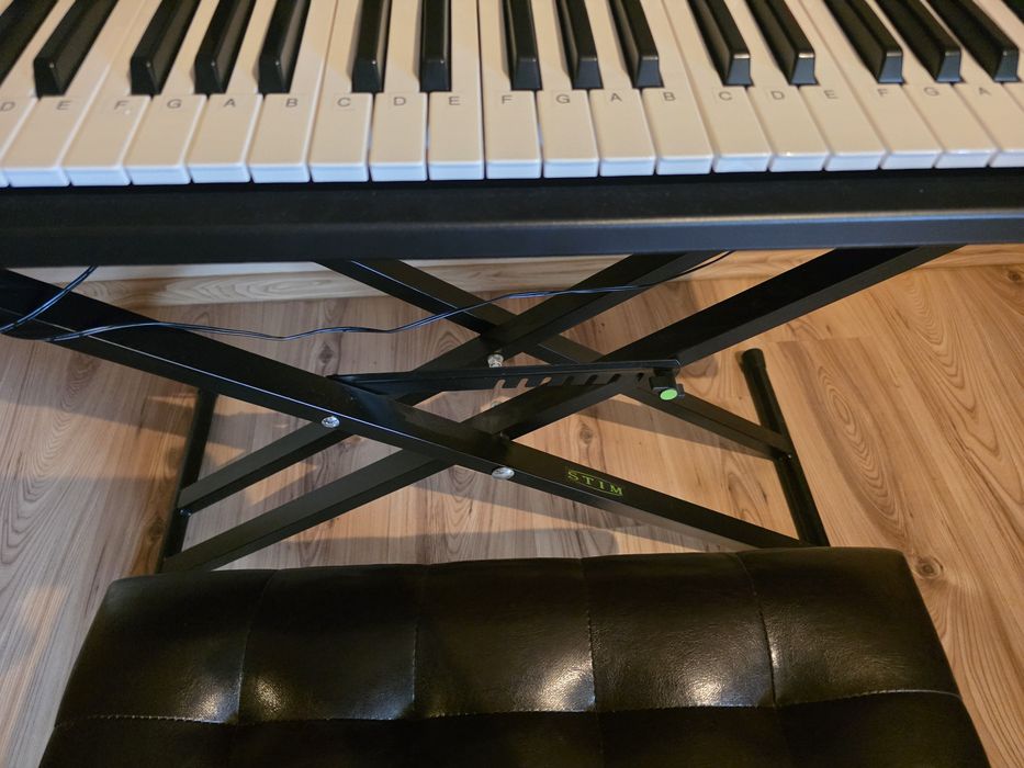 Keyboard Yamaha PSR E463