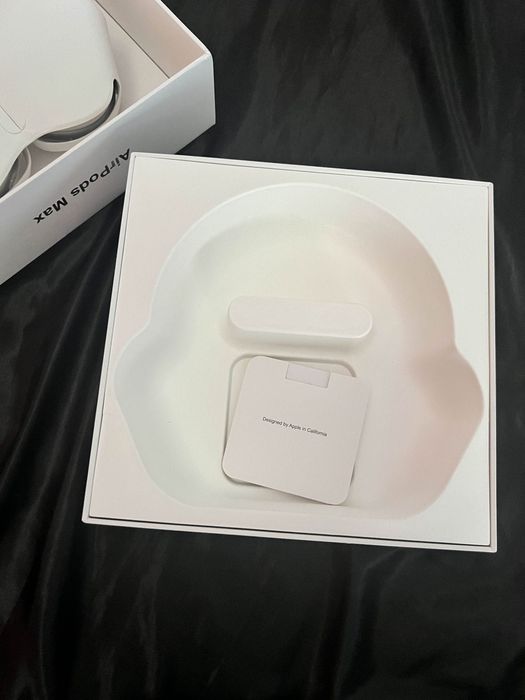 Airpods Max Apple