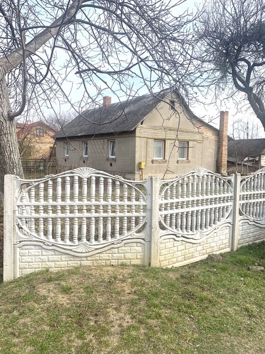 * Добротний цегляний будинок в с. Лідаво (7 км від Здолбунова)