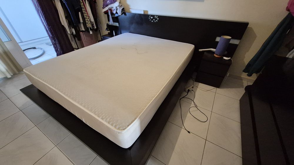 Cama summier com cabeceira