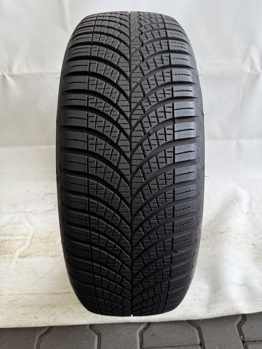 225/60/18 Goodyear Vector 4Seasons Gen-3 SUV 104V 2025R