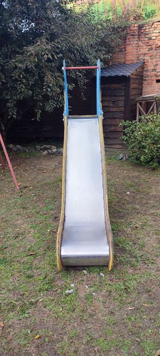 Детская дворовая горка