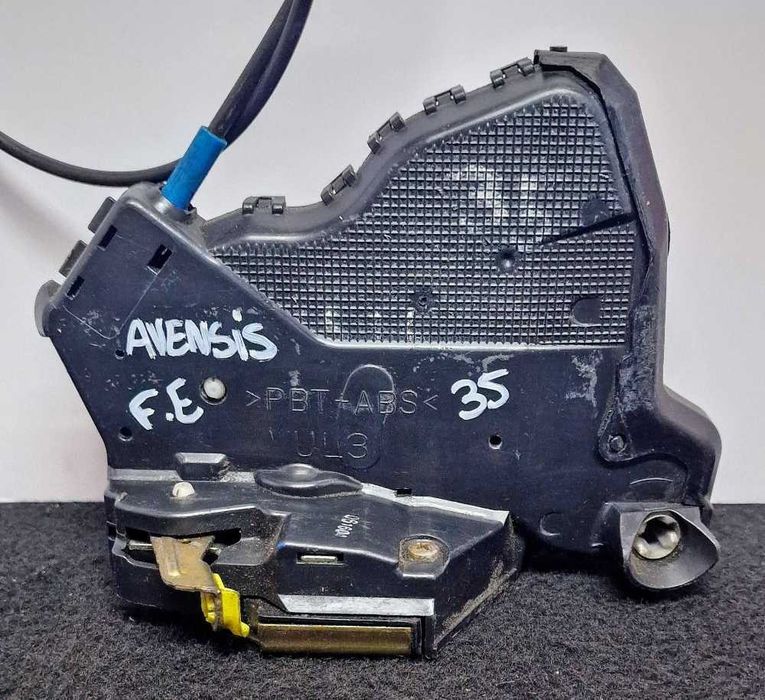 Fechadura / Fecho Porta Frente Esquerdo | Toyota | Avensis