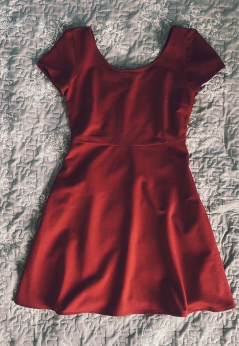 Czerwona Dzianinowa Sukienka XS