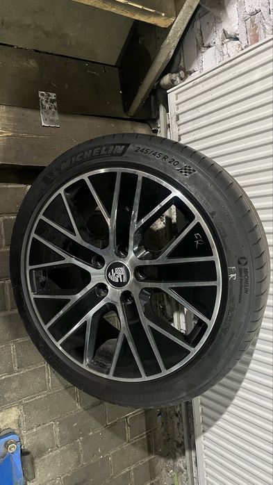 Porsche Taycan 4S GTS cross turismo розборка шрот запчасти