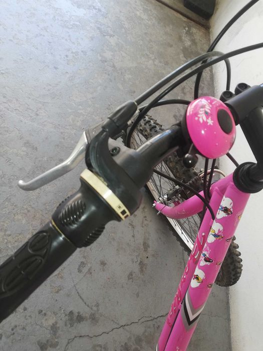 Bicicleta de menina