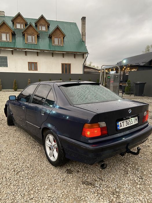 продам бмв Е36