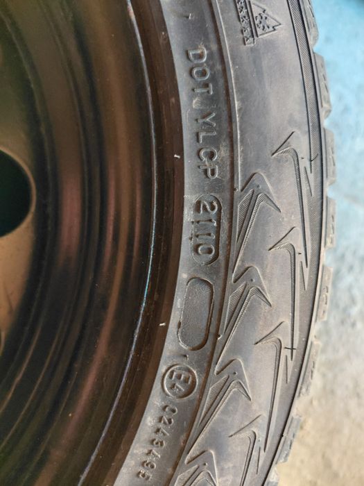 Продам шини з дисками r16 *5*120