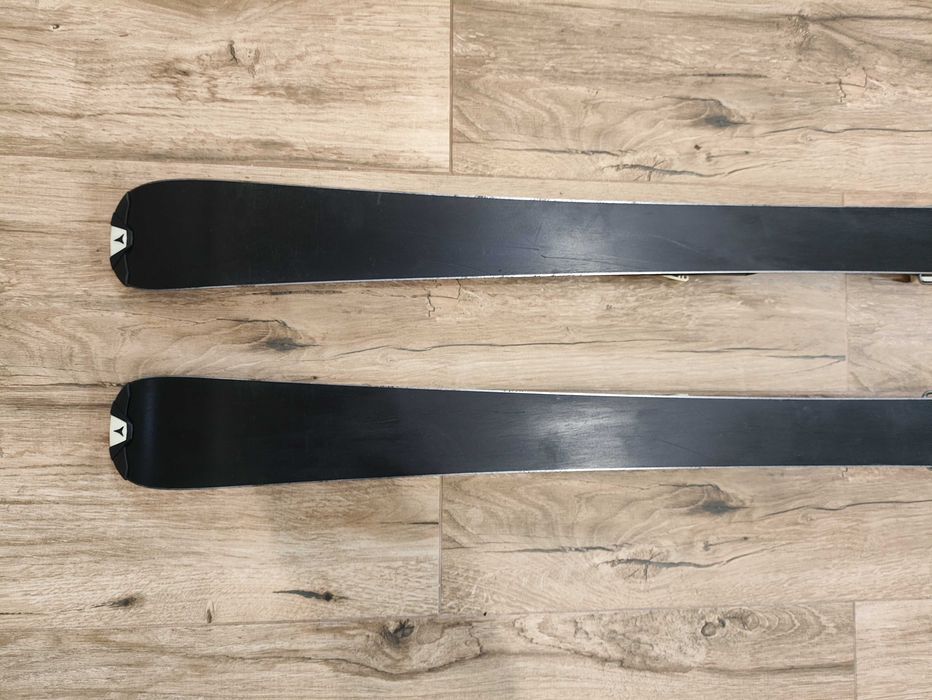 Narty ATOMIC Redster  120 cm  kask gratis