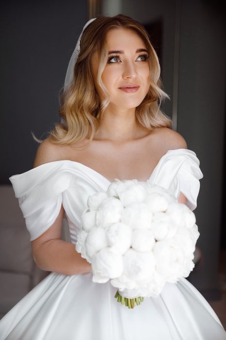 Весільна сукня від бренду Oksana Mukha