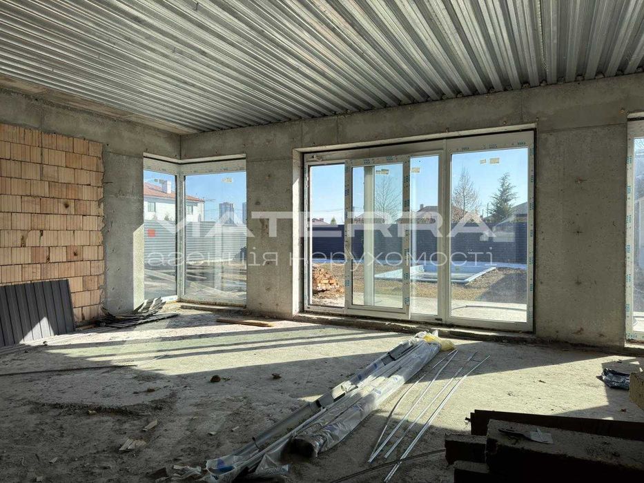 БЕЗ % Гатне - Продаж нового будинку 307м2 з басейном та гостьовим будинком на 12 сот землі