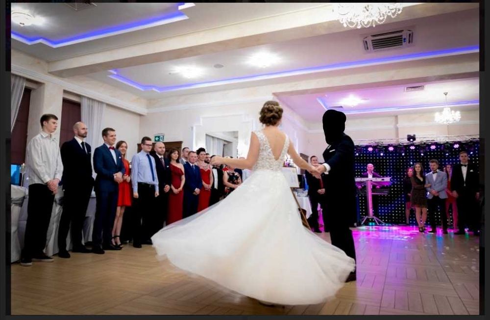 Suknia ślubna (salon Angela)