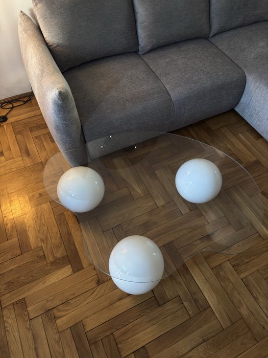 Stolik Picco the Finder biale kule szklo hartowane design polski