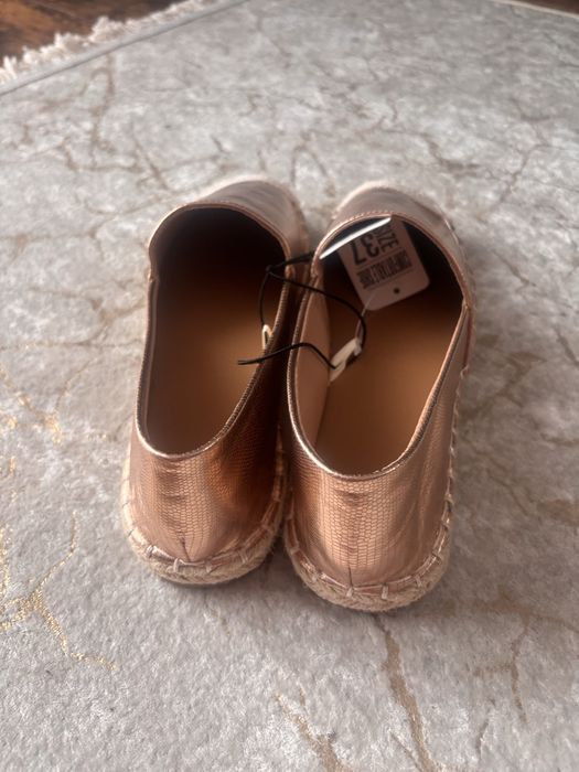Buty damskie typu espadryle