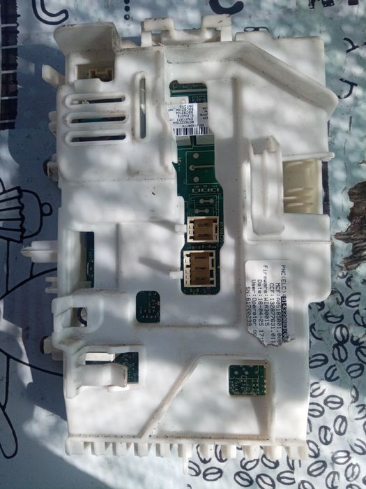 Двигун стиральної машини  zanussi,та модуль(плата) керування