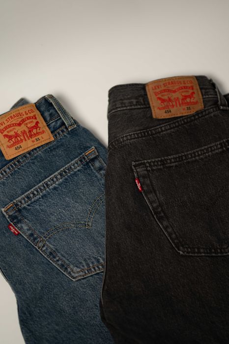 Мужские джинсовые шорты Levi's 454 Relaxed Fit Shorts серые и синие 000YB0012 оригинал 000YB0003 бриджы