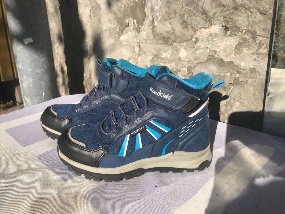 Дитяче взуття на зиму і осінь розмір 30-31 по устілці 19.-20.см