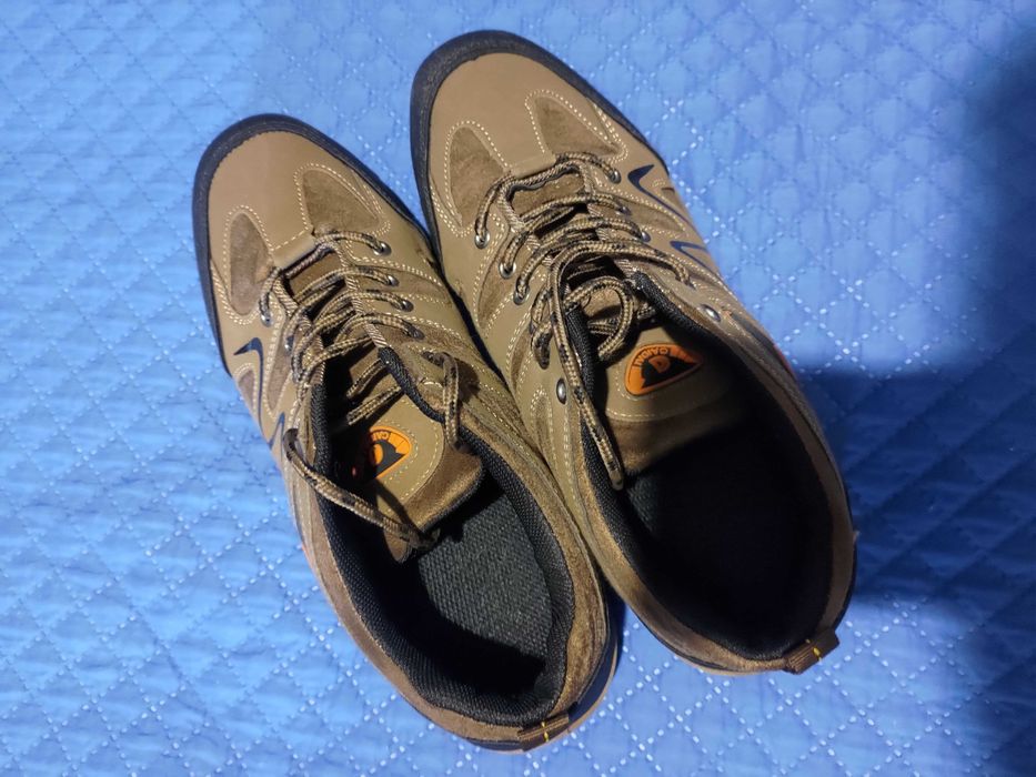 Sapatos/Botas de Inverno - Trekking - Confortáveis e Quentes, Tamanho: 43
