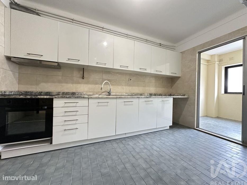 Apartamento T3 em Arcozelo de 125 m2