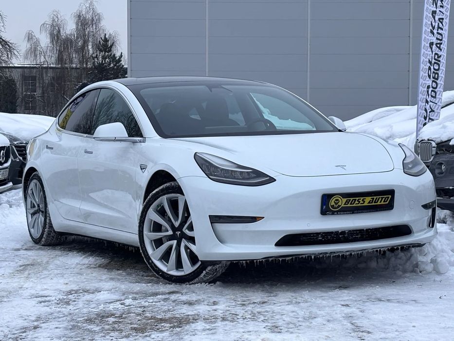 Tesla Model 3 Tesla Model 3 2020