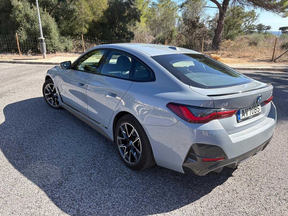 BMW i4 eDrive40 Pack Desportivo M | 12/2022 | 76.000 km | Garantia BMW