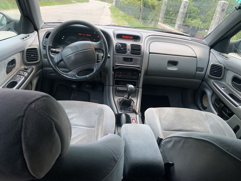 Renault laguna 1.6 gasolina