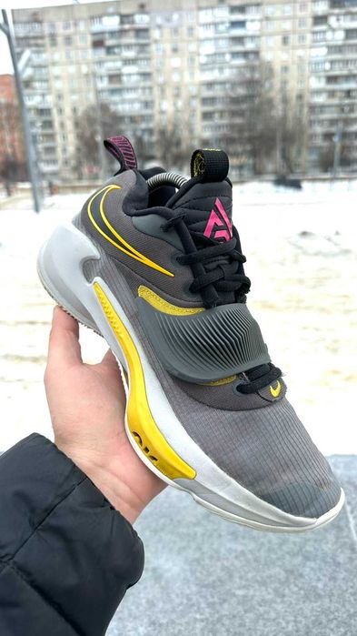#4116 Nike Freak 3 [US 8.5|26.5 cm]