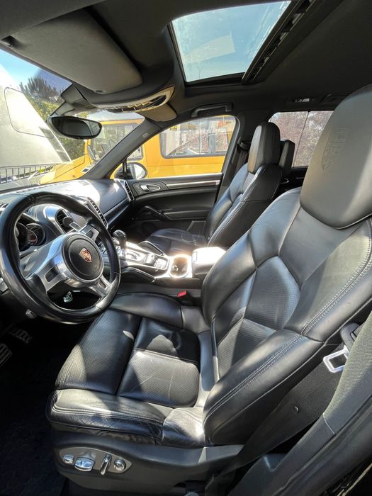 Porsche Cayenne S Hybrid Benfica • OLX Portugal