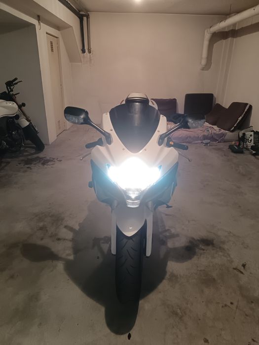 GSXR 600 k7 25 kw A2