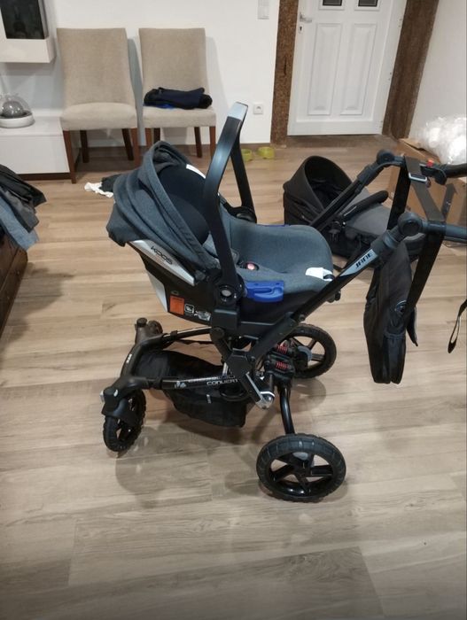 Vendo trio carrinho bebé, alcofa, berço nex to me e bomba extratora de leite