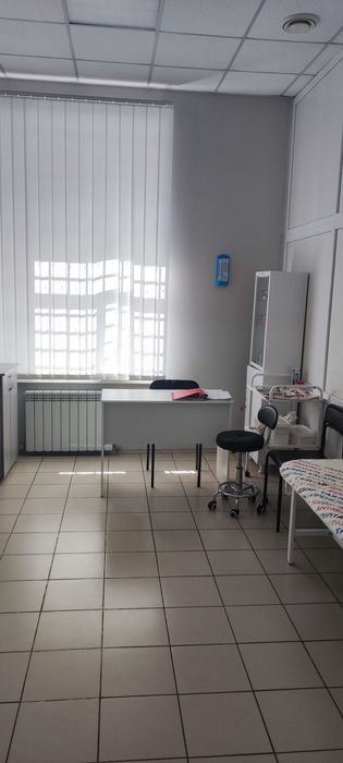 Фасад, 1 пов, окремий вхід, 409.7 м2,  Хорол, вулиця Незалежності 70/1