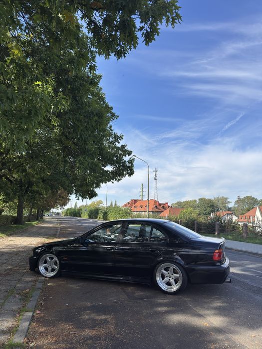 BMW E39 520i gwint
