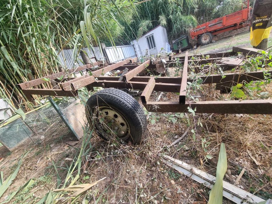 Atrelado para restauro