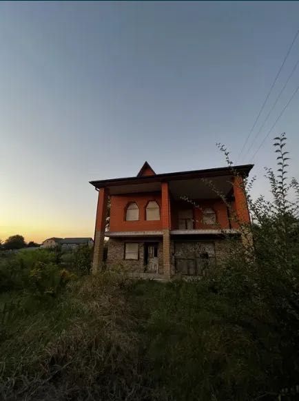 Продам будинок АНД без внутрішньої обробки