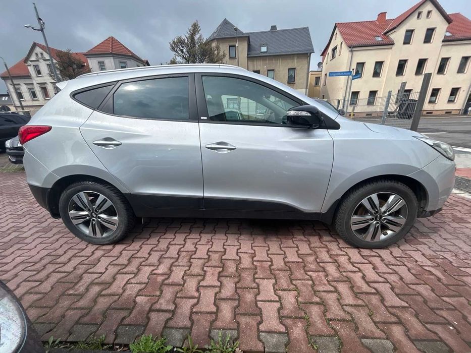 Hyundai IX35 2.0CDTI Avtomat 4*4 Хюндай Запчастини