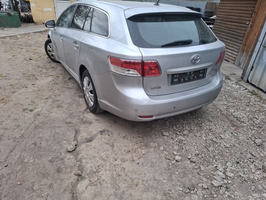 Розборка Toyota Avensis T27 Універсал | 1.8 Бензин (2ZR-FAE)