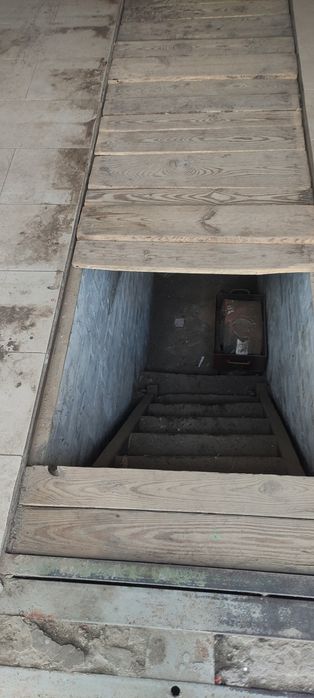 Сдам хороший сухой гараж!