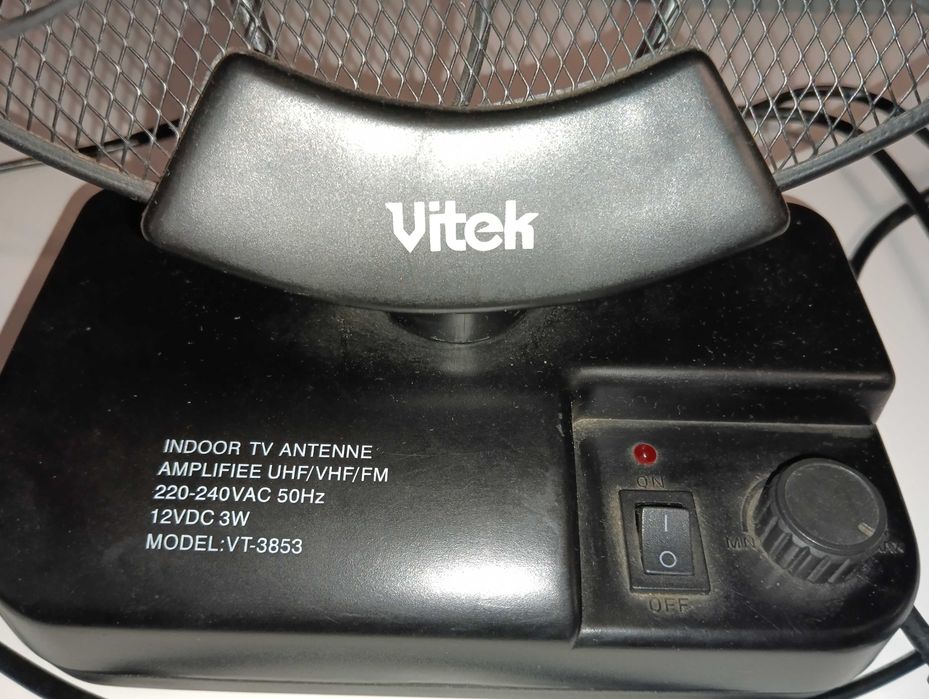 Антенна комнатная с усилителем, Vitek VT-3853 GY