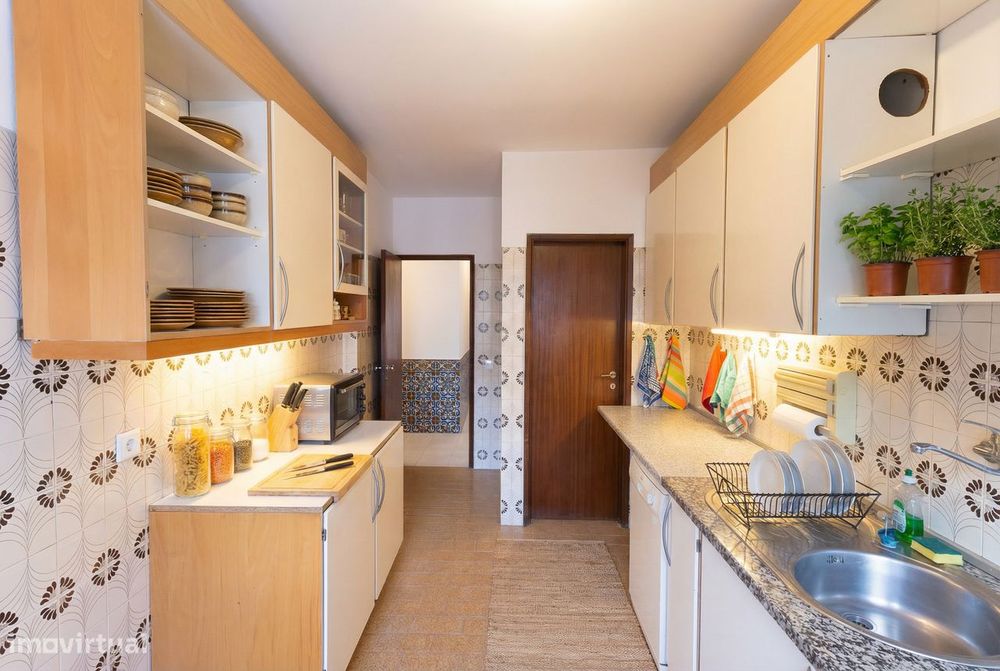 Apartamento T4 com Vista Deslumbrante para o Rio – Setúbal