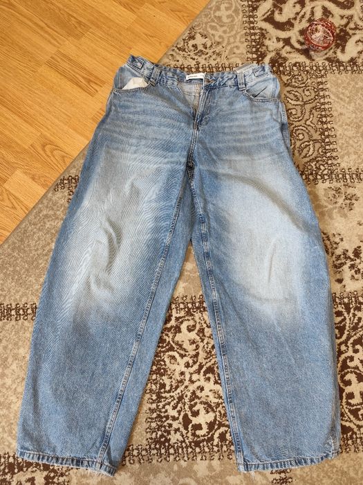 Джинсы bershka широкие